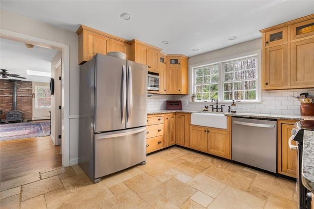 70 Williams Road, Smithfield, RI 02917