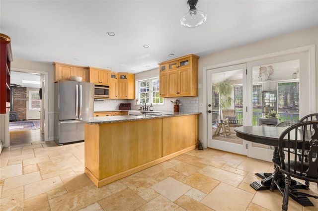 70 Williams Road, Smithfield, RI 02917