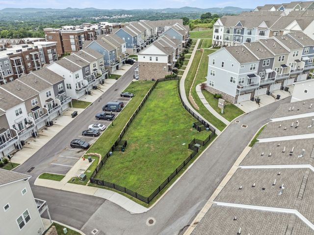 833 Westcott Ln, Antioch, TN 37013