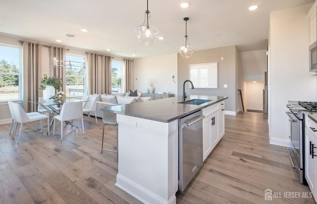 125 Jessie Place, New Brunswick, NJ 08901