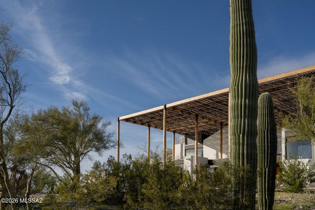 2801 E Camino Norberto, Tucson, AZ 85718