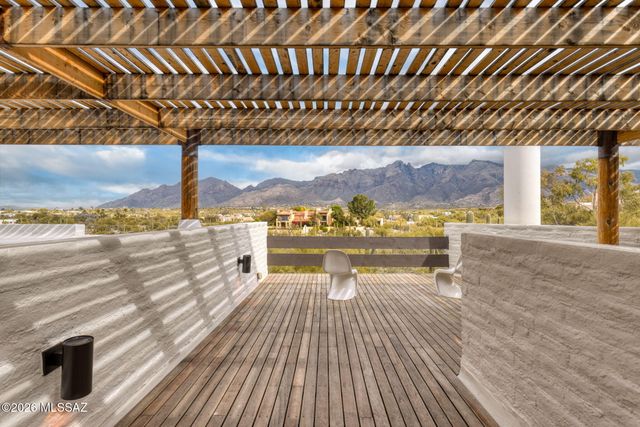 2801 E Camino Norberto, Tucson, AZ 85718