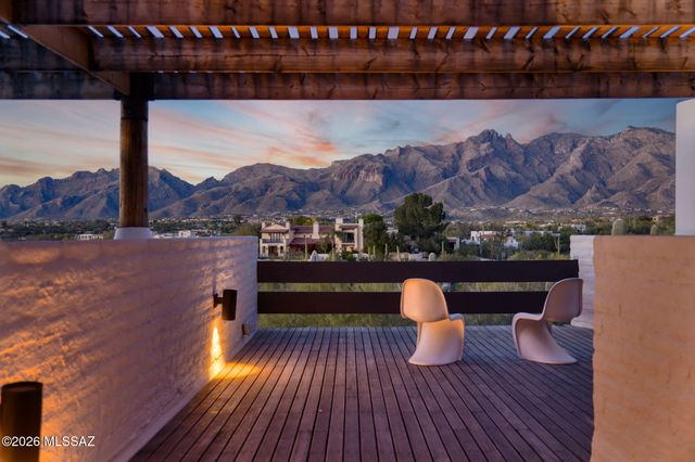 2801 E Camino Norberto, Tucson, AZ 85718