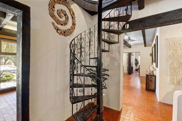 29 SANDIA Lane, Placitas, NM 87043