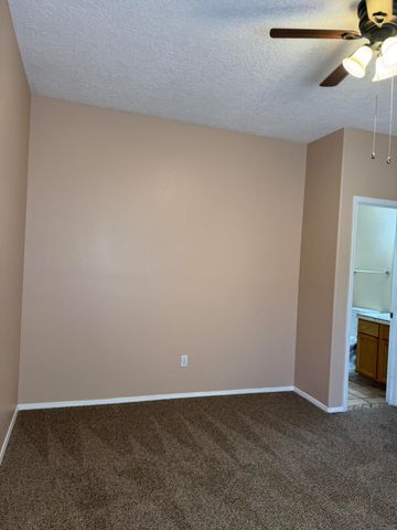 256 Glenridge Park Lane NE, Albuquerque, NM 87123