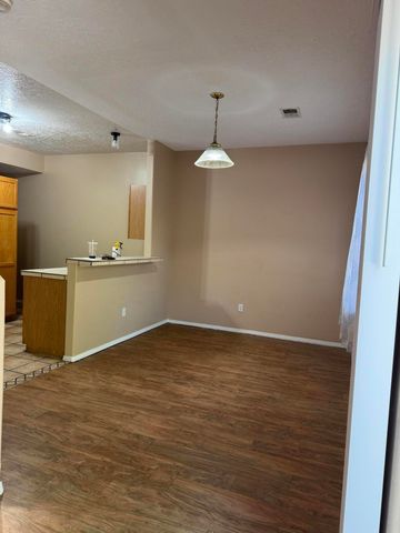 256 Glenridge Park Lane NE, Albuquerque, NM 87123