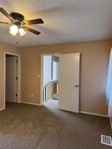 256 Glenridge Park Lane NE, Albuquerque, NM 87123