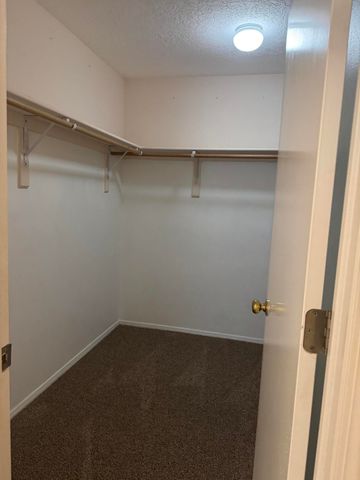 256 Glenridge Park Lane NE, Albuquerque, NM 87123