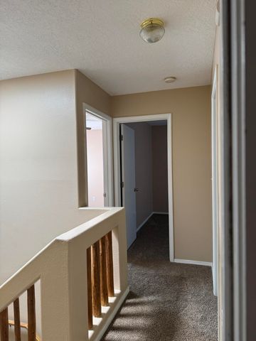 256 Glenridge Park Lane NE, Albuquerque, NM 87123