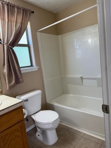 256 Glenridge Park Lane NE, Albuquerque, NM 87123