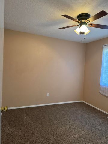256 Glenridge Park Lane NE, Albuquerque, NM 87123