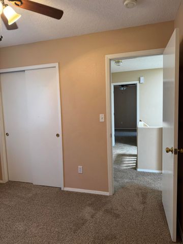 256 Glenridge Park Lane NE, Albuquerque, NM 87123