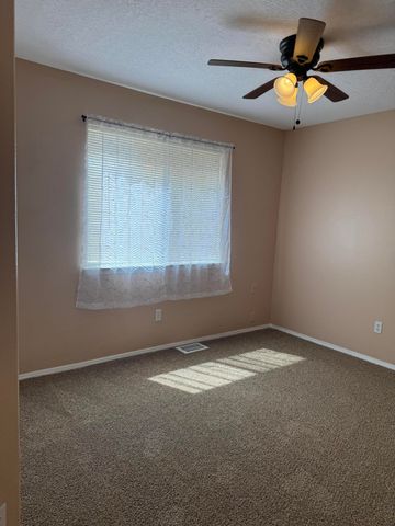 256 Glenridge Park Lane NE, Albuquerque, NM 87123