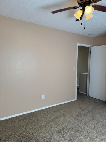256 Glenridge Park Lane NE, Albuquerque, NM 87123