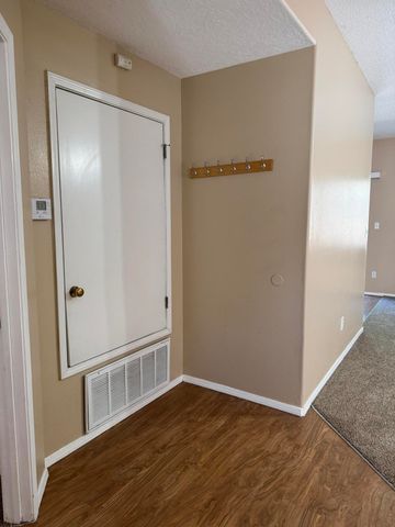 256 Glenridge Park Lane NE, Albuquerque, NM 87123
