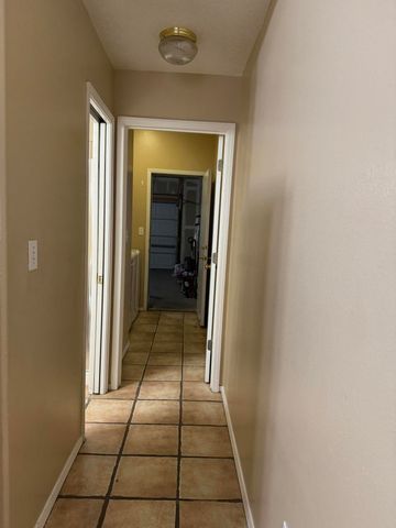 256 Glenridge Park Lane NE, Albuquerque, NM 87123