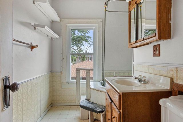 940 BAKER STREET, Wisconsin Rapids, WI 54494