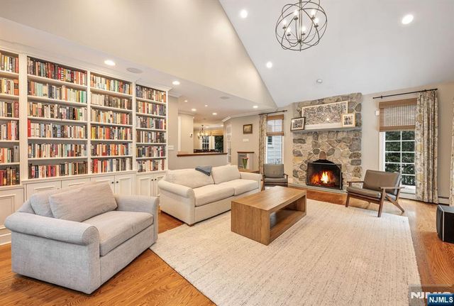 139 Central Avenue, Glen Rock, NJ 07452