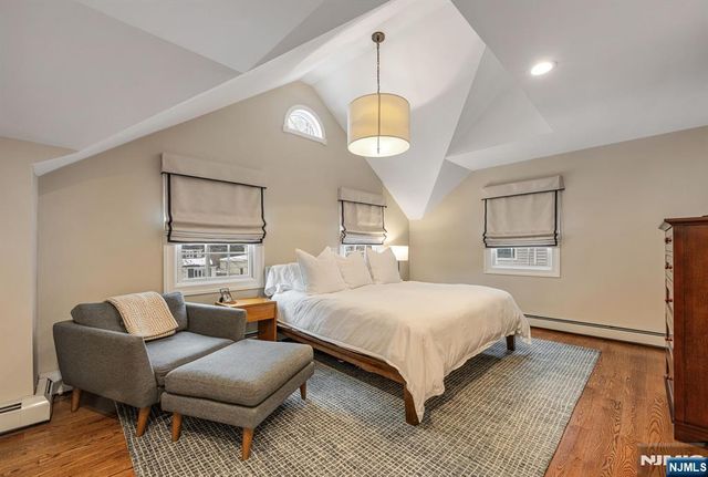 139 Central Avenue, Glen Rock, NJ 07452