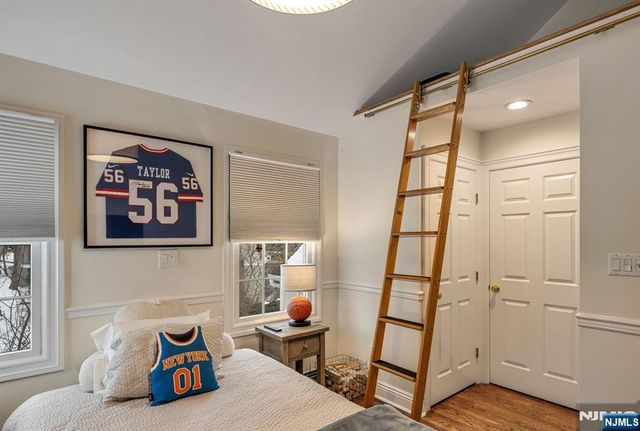 139 Central Avenue, Glen Rock, NJ 07452