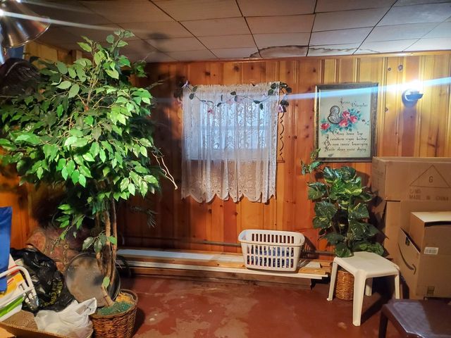 2831 N LINDER Avenue, Chicago, IL 60641