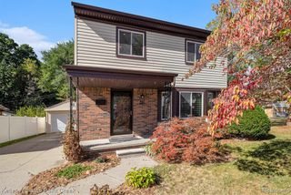 321 N Washington Avenue, Clawson, MI 48017