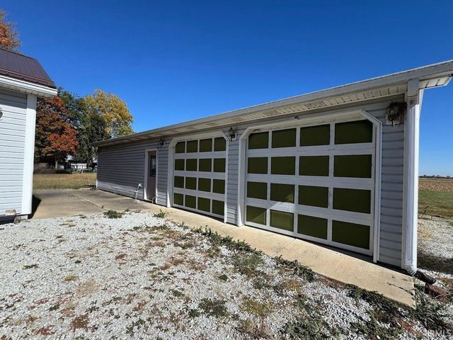 6739 N 700 W, Sharpsville, IN 46068