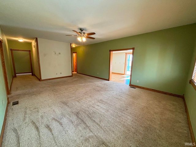 6739 N 700 W, Sharpsville, IN 46068