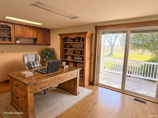 6739 N 700 W, Sharpsville, IN 46068