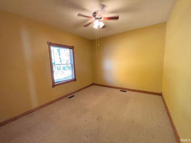 6739 N 700 W, Sharpsville, IN 46068