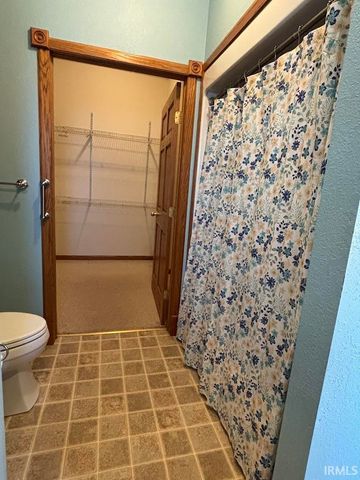 6739 N 700 W, Sharpsville, IN 46068