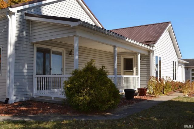 6739 N 700 W, Sharpsville, IN 46068