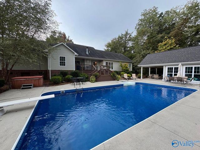 42 Case Circle, Trenton, GA 30752