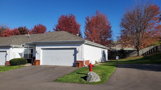 2226 Lower Afton Road E, Saint Paul, MN 55119