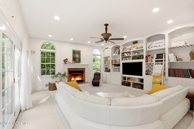 4 Suter Court, Jackson, NJ 08527