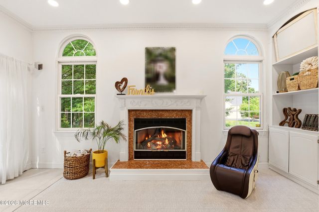 4 Suter Court, Jackson, NJ 08527