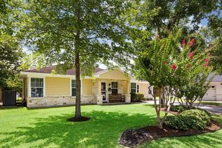 1433 Confederate Road, Houston, TX 77055