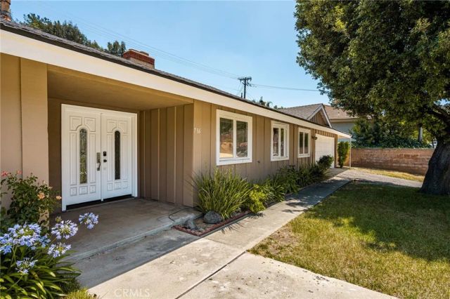 736 Hunters Trail, Glendora, CA 91740