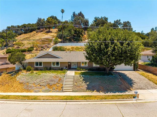736 Hunters Trail, Glendora, CA 91740