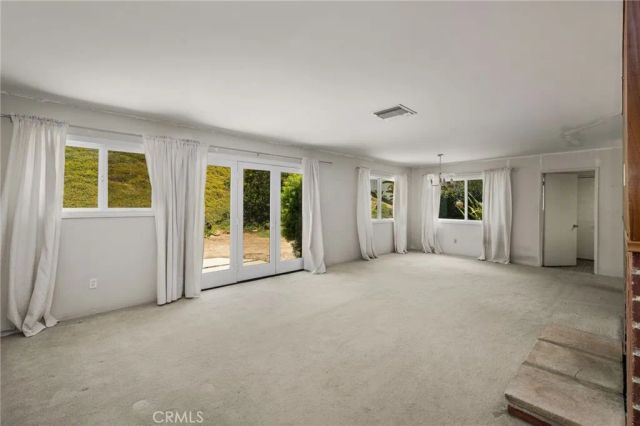 736 Hunters Trail, Glendora, CA 91740