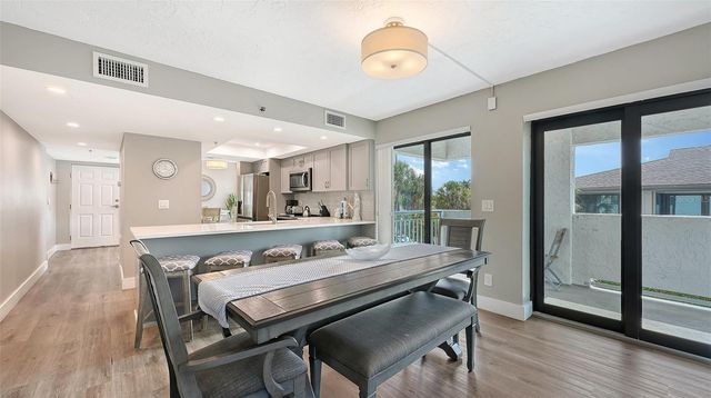 1001 POINT OF ROCKS ROAD 208, Sarasota, FL 34242