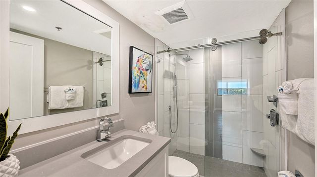 1001 POINT OF ROCKS ROAD 208, Sarasota, FL 34242