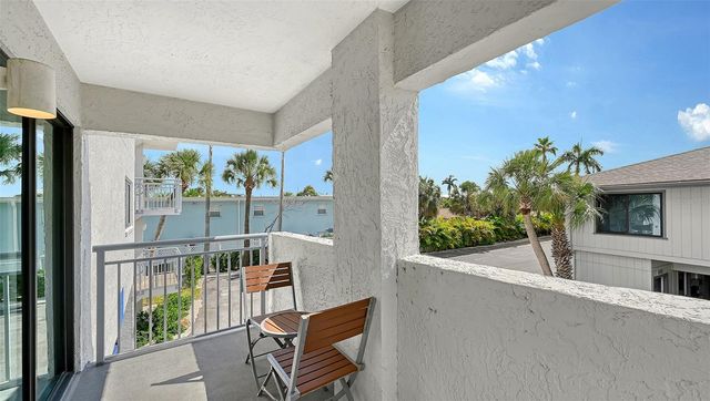 1001 POINT OF ROCKS ROAD 208, Sarasota, FL 34242