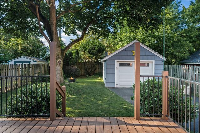 186 Wilsonia Road, Rochester, NY 14609