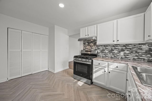 2309 Longleaf Drive, Charlotte, NC 28210