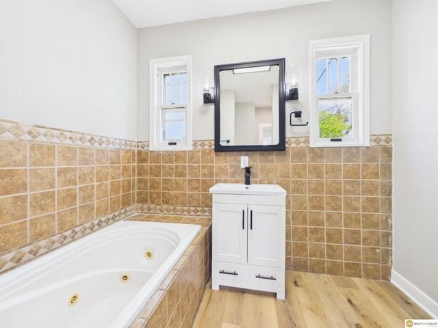 340 W 5th Street, Fremont, NE 68025