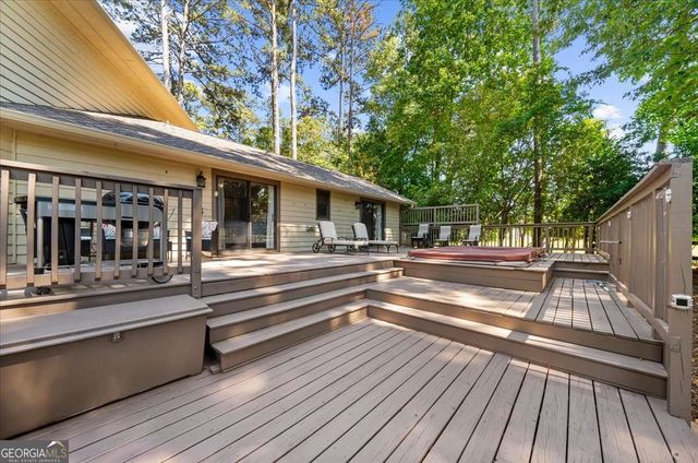 5573 Hidden Harbor Landing, Gainesville, GA 30504