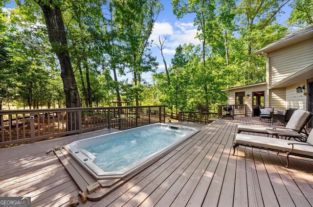 5573 Hidden Harbor Landing, Gainesville, GA 30504