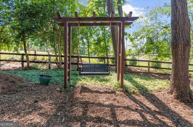 5573 Hidden Harbor Landing, Gainesville, GA 30504