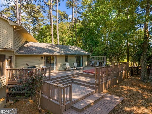 5573 Hidden Harbor Landing, Gainesville, GA 30504